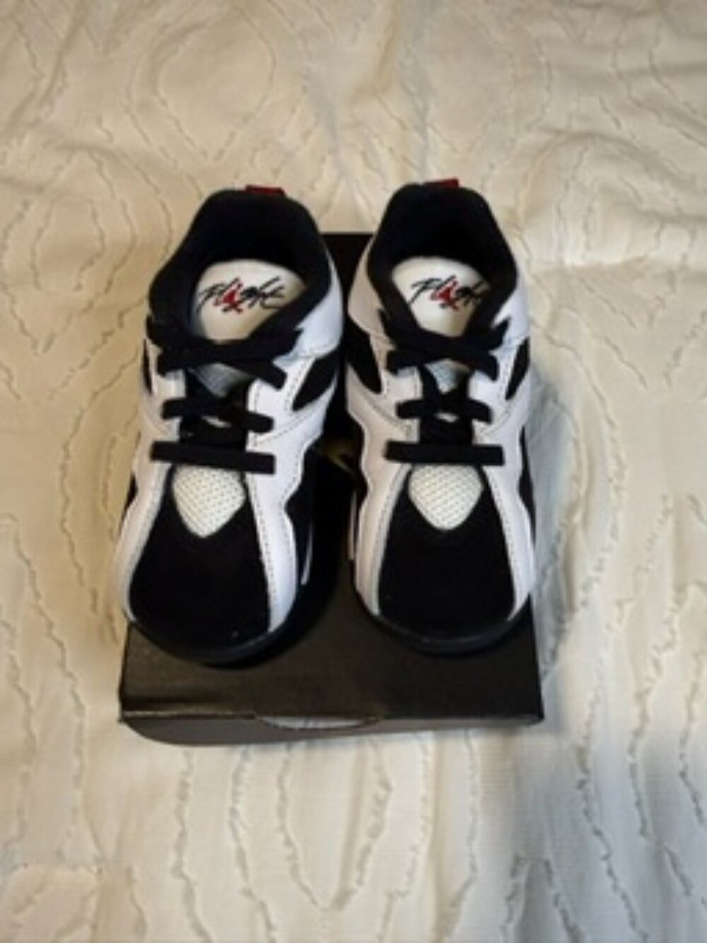 Kids size 7c Brand New In The Box Jordan MVP 92 Color White/Gym Red-Black